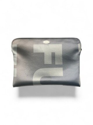 Laptop Futur 2025 (3)