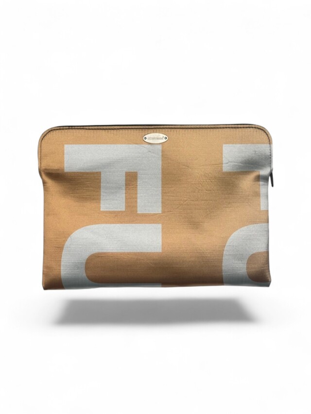 Laptop Futur 2025 (5)